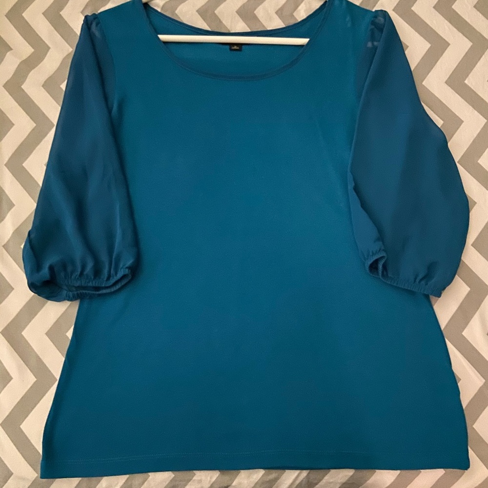 Banana Republic Women’s Blouse - Size M